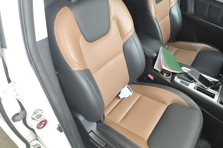 Used Geely Auto Vision X6 2016 1.3T CVT Luxury Model Right Front Seat