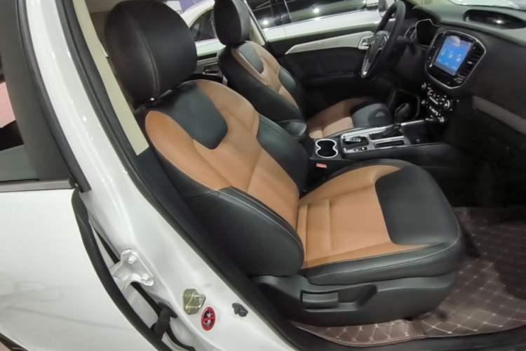 Used Geely Auto Vision X6 2016 1.3T CVT Luxury Model Right Front Seat