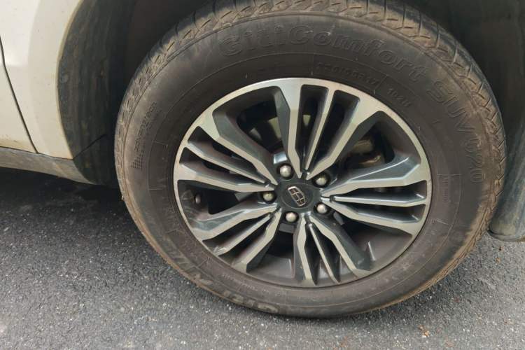 Used Geely Auto Vision X6 2016 1.8L Manual Luxury Model Right Front Wheel Hub