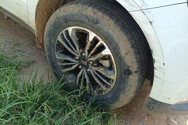Used Geely Auto Vision X6 2016 1.3T CVT Luxury Model Right Front Wheel Hub