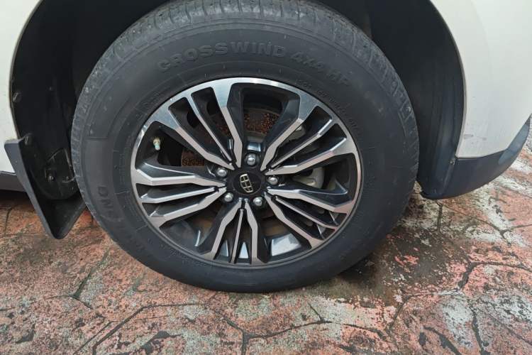 Used Geely Auto Vision X6 2016 1.3T CVT Flagship Model Right Front Wheel Hub