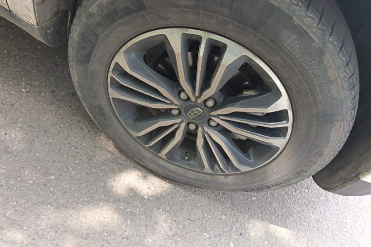 Used Geely Auto Vision X6 2016 1.8L Manual Luxury Model Right Front Wheel Hub