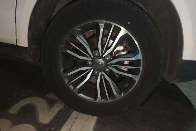 Used Geely Auto Vision X6 2016 1.8L Manual Luxury Model Right Front Wheel Hub