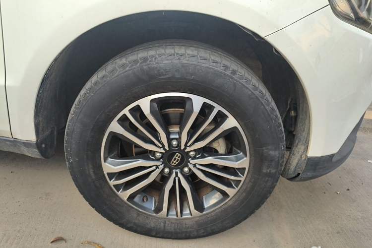 Used Geely Auto Vision X6 2016 1.3T CVT Luxury Model Right Front Wheel Hub