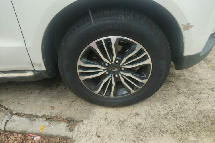 Used Geely Auto Vision X6 2016 1.3T CVT Luxury Model Right Front Wheel Hub