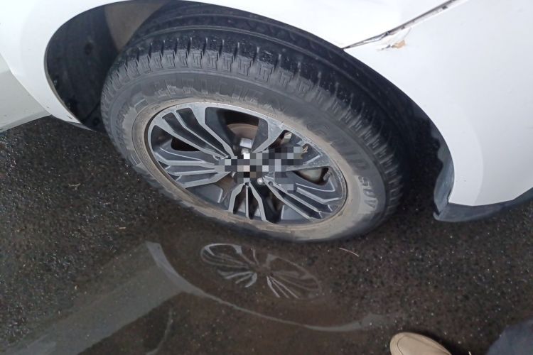 Used Geely Auto Vision X6 2016 1.3T CVT Luxury Model Right Front Wheel Hub