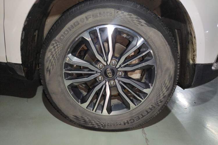 Used Geely Auto Vision X6 2016 1.8L Manual Luxury Model Right Front Wheel Hub