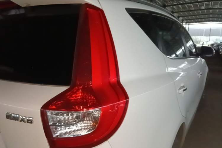 Used Geely Auto Vision X6 2016 1.3T CVT Luxury Model Right Rear Taillight