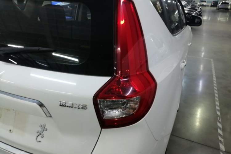 Used Geely Auto Vision X6 2016 1.8L Manual Luxury Model Right Rear Taillight