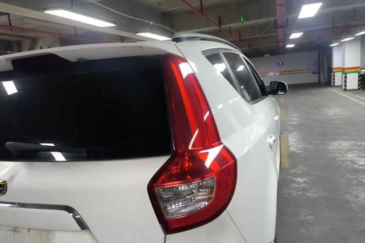 Used Geely Auto Vision X6 2016 1.8L Manual Luxury Model Right Rear Taillight