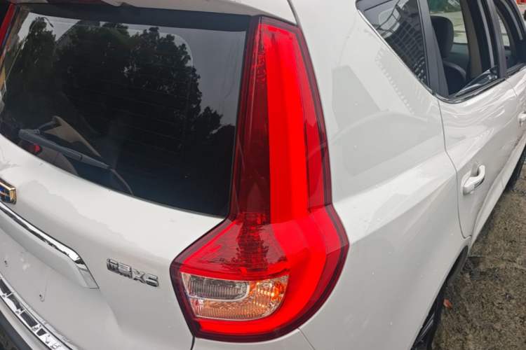 Used Geely Auto Vision X6 2016 1.3T CVT Flagship Model Right Rear Taillight