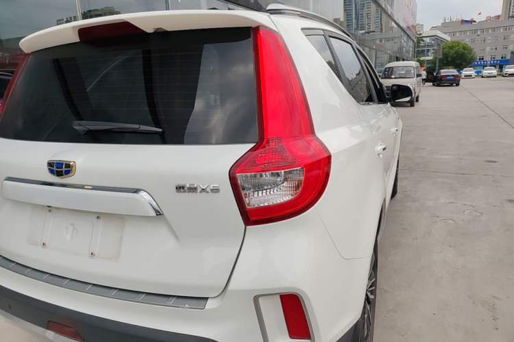 Used Geely Auto Vision X6 2016 1.3T CVT Luxury Model Right Rear Taillight