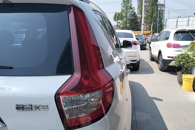 Used Geely Auto Vision X6 2016 1.8L Manual Luxury Model Right Rear Taillight