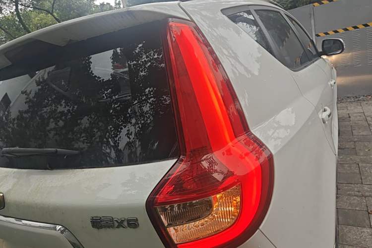 Used Geely Auto Vision X6 2016 1.3T CVT Luxury Model Right Rear Taillight