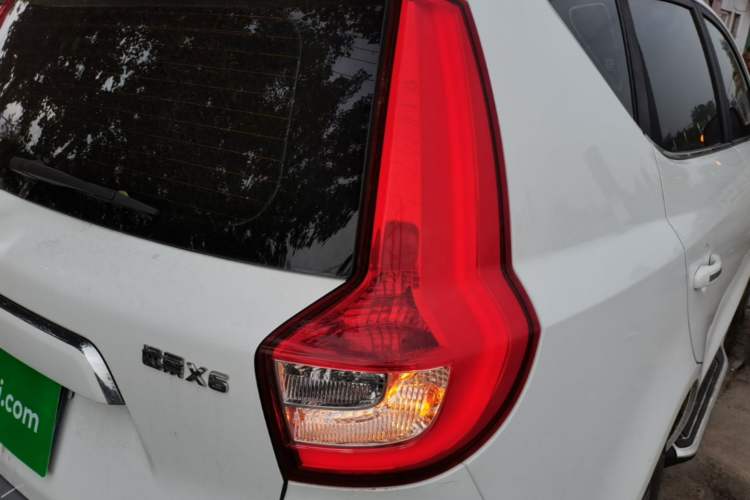 Used Geely Auto Vision X6 2016 1.3T CVT Luxury Model Right Rear Taillight