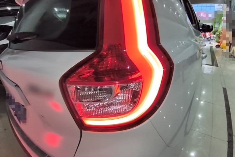 Used Geely Auto Vision X6 2016 1.3T CVT Luxury Model Right Rear Taillight