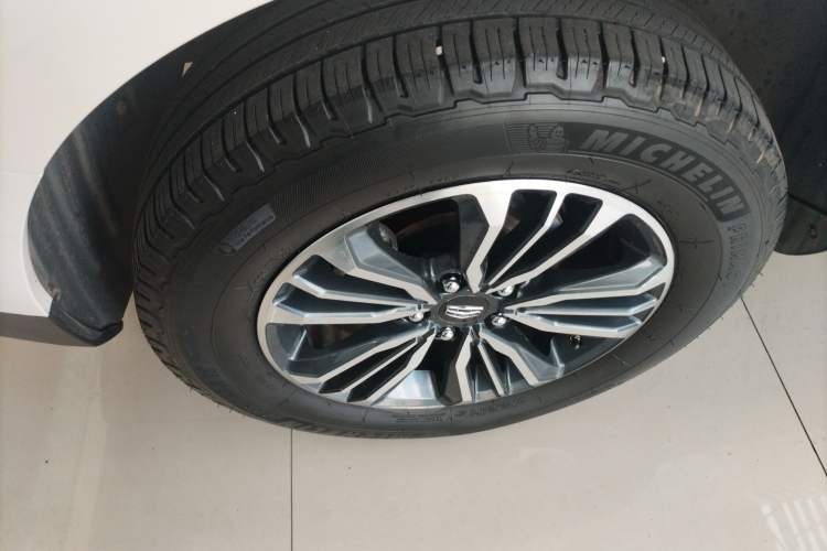 Used Geely Auto Vision X6 2016 1.3T CVT Luxury Model Right Rear Wheel Hub