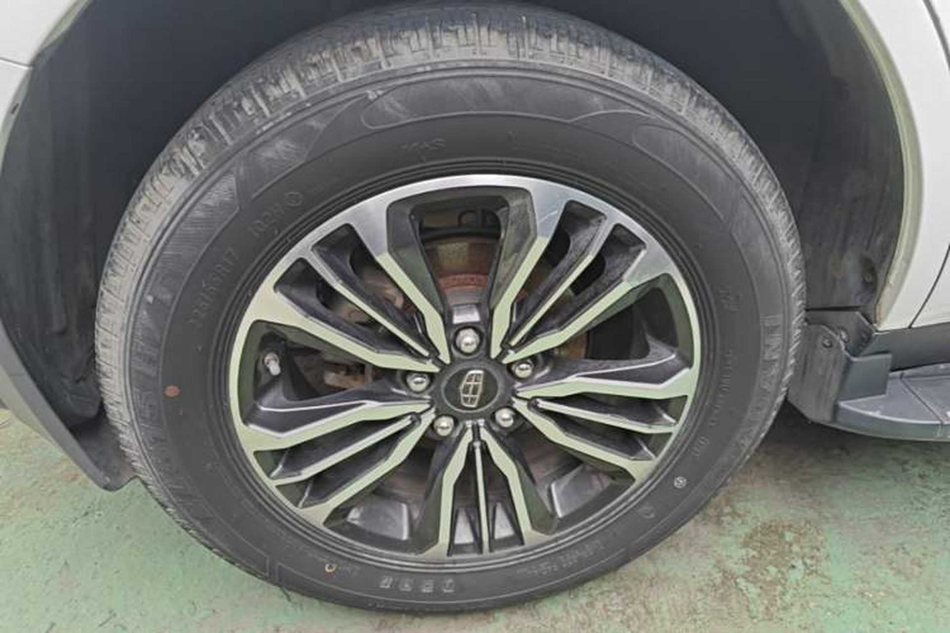 Used Geely Auto Vision X6 2016 1.3T CVT Flagship Model Right Rear Wheel Hub