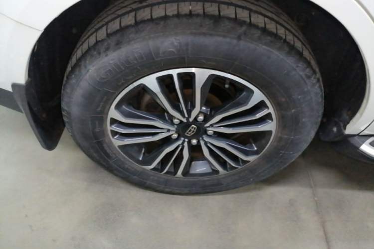 Used Geely Auto Vision X6 2016 1.8L Manual Luxury Model Right Rear Wheel Hub
