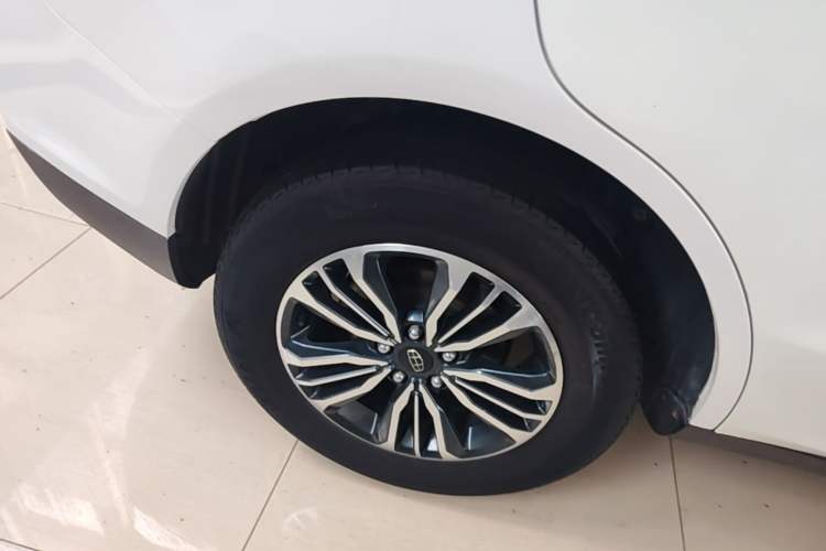Used Geely Auto Vision X6 2016 1.3T CVT Luxury Model Right Rear Wheel Hub