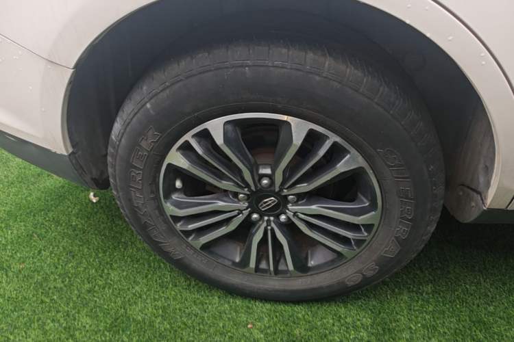 Used Geely Auto Vision X6 2016 1.3T CVT Luxury Model Right Rear Wheel Hub