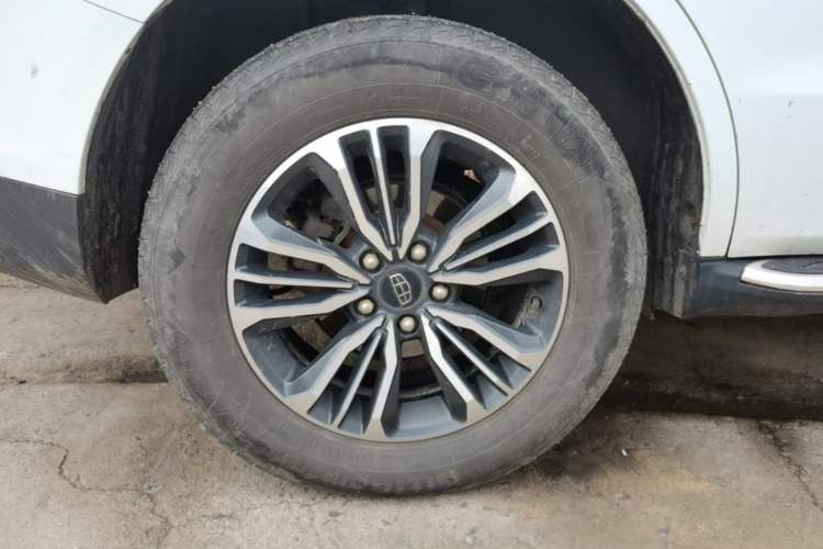 Used Geely Auto Vision X6 2016 1.3T CVT Luxury Model Right Rear Wheel Hub