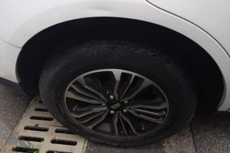 Used Geely Auto Vision X6 2016 1.3T CVT Luxury Model Right Rear Wheel Hub