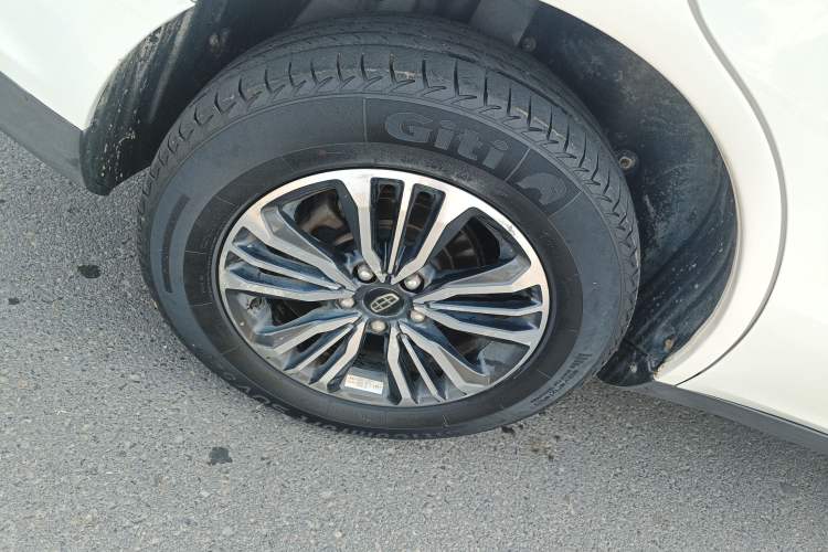 Used Geely Auto Vision X6 2016 1.8L Manual Luxury Model Right Rear Wheel Hub