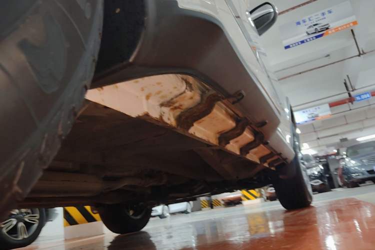 Used Geely Auto Vision X6 2016 1.8L Manual Luxury Model Right Side Sill