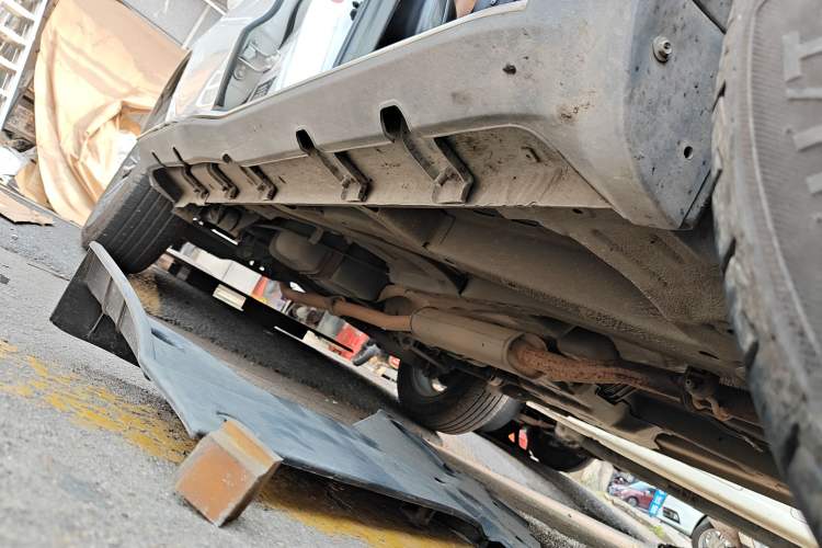 Used Geely Auto Vision X6 2016 1.3T CVT Flagship Model Right Side Sill