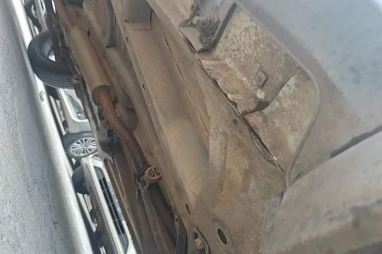 Used Geely Auto Vision X6 2016 1.3T CVT Flagship Model Right Side Sill
