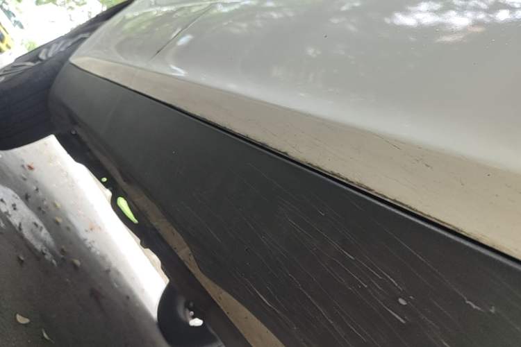Used Geely Auto Vision X6 2016 1.3T CVT Luxury Model Right Side Sill