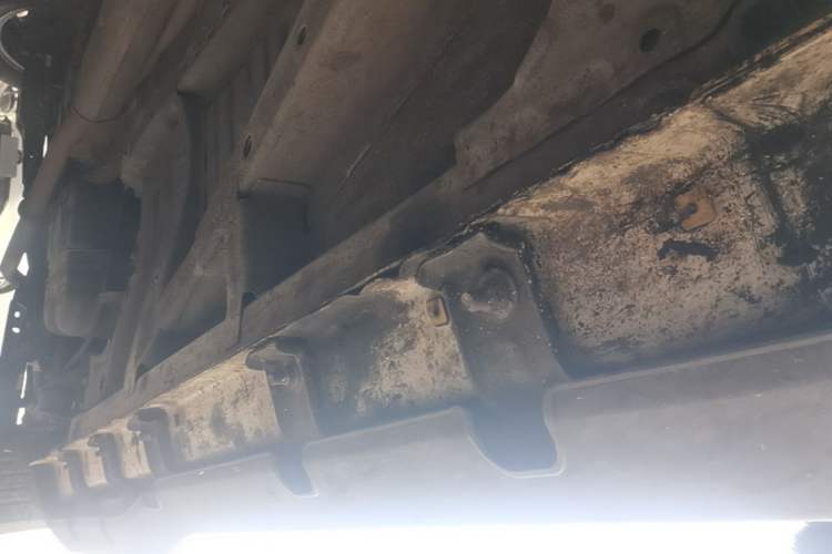 Used Geely Auto Vision X6 2016 1.3T CVT Luxury Model Right Side Sill