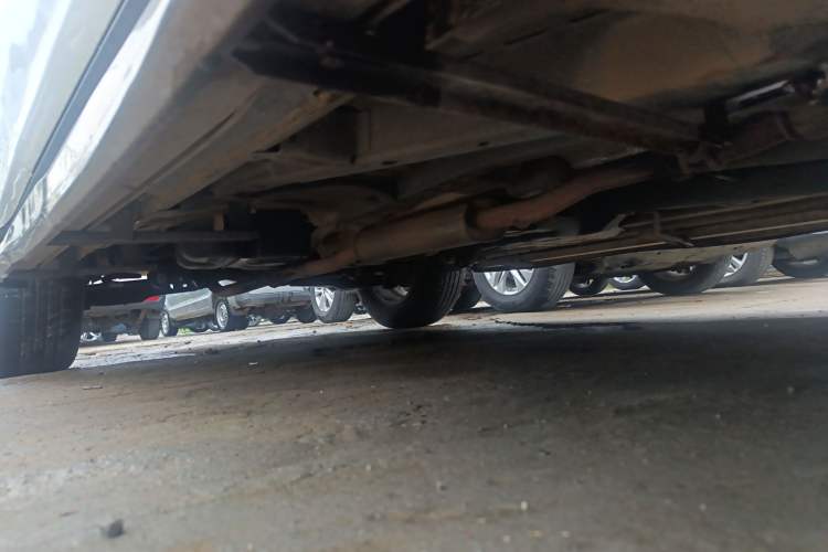 Used Geely Auto Vision X6 2016 1.8L Manual Luxury Model Right Side Sill