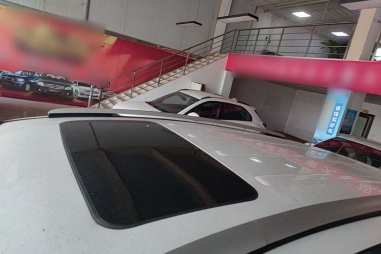 Used Geely Auto Vision X6 2016 1.3T CVT Flagship Model Roof