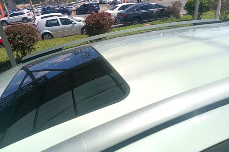 Used Geely Auto Vision X6 2016 1.3T CVT Flagship Model Roof