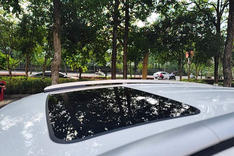 Used Geely Auto Vision X6 2016 1.3T CVT Luxury Model Roof