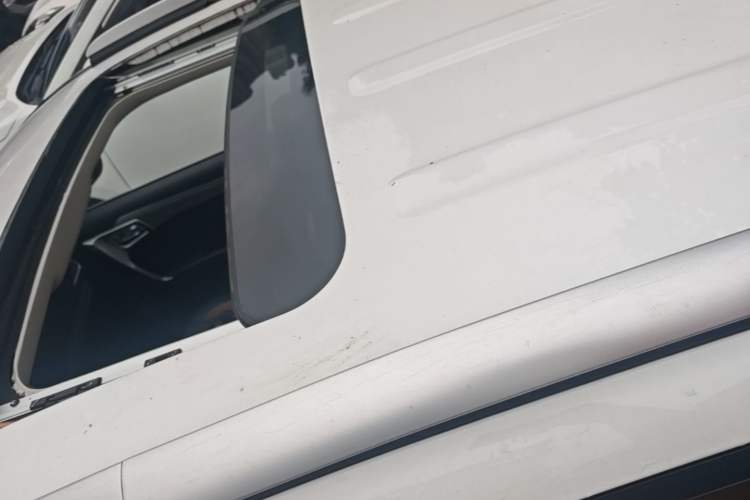 Used Geely Auto Vision X6 2016 1.3T CVT Flagship Model Roof