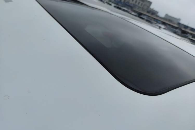 Used Geely Auto Vision X6 2016 1.3T CVT Luxury Model Roof