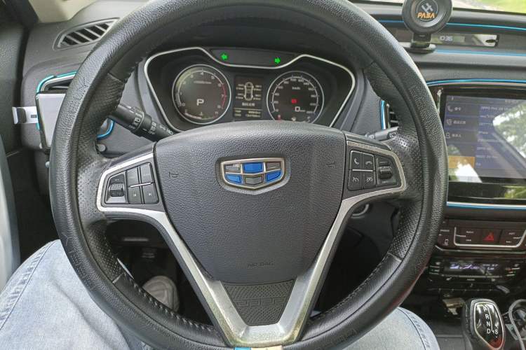 Used Geely Auto Vision X6 2016 1.3T CVT Flagship Model Steering Wheel