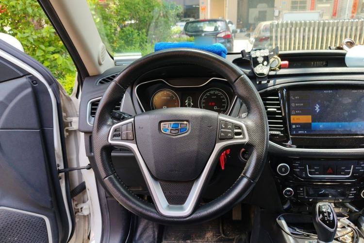 Used Geely Auto Vision X6 2016 1.3T CVT Flagship Model Steering Wheel