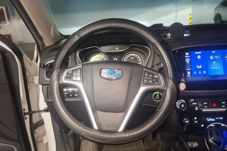 Used Geely Auto Vision X6 2016 1.3T CVT Flagship Model Steering Wheel