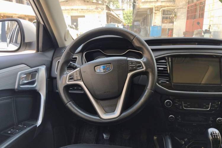 Used Geely Auto Vision X6 2016 1.8L Manual Luxury Model Steering Wheel