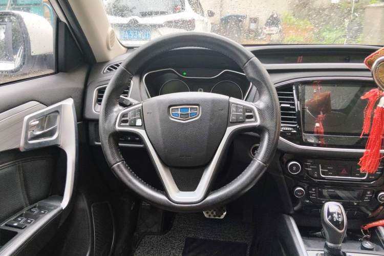 Used Geely Auto Vision X6 2016 1.3T CVT Flagship Model Steering Wheel