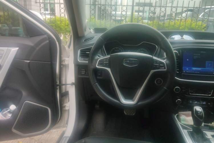 Used Geely Auto Vision X6 2016 1.3T CVT Luxury Model Steering Wheel