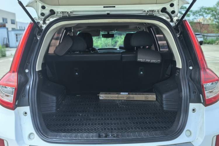 Used Geely Auto Vision X6 2016 1.8L Manual Luxury Model Trunk