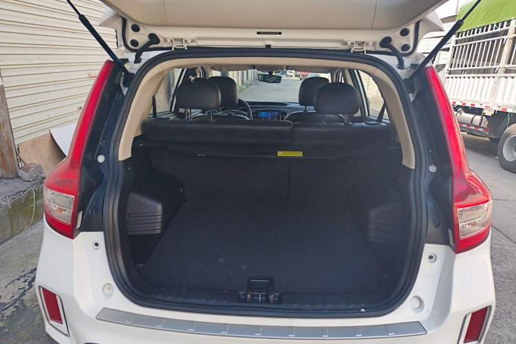Used Geely Auto Vision X6 2016 1.3T CVT Luxury Model Trunk