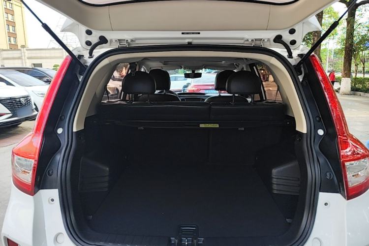 Used Geely Auto Vision X6 2016 1.3T CVT Luxury Model Trunk