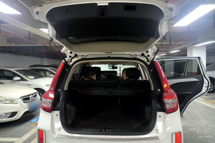 Used Geely Auto Vision X6 2016 1.8L Manual Luxury Model Trunk