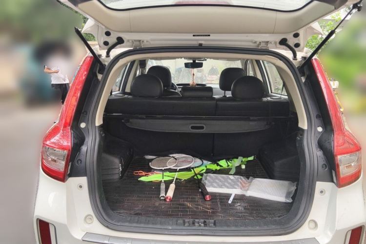 Used Geely Auto Vision X6 2016 1.3T CVT Flagship Model Trunk